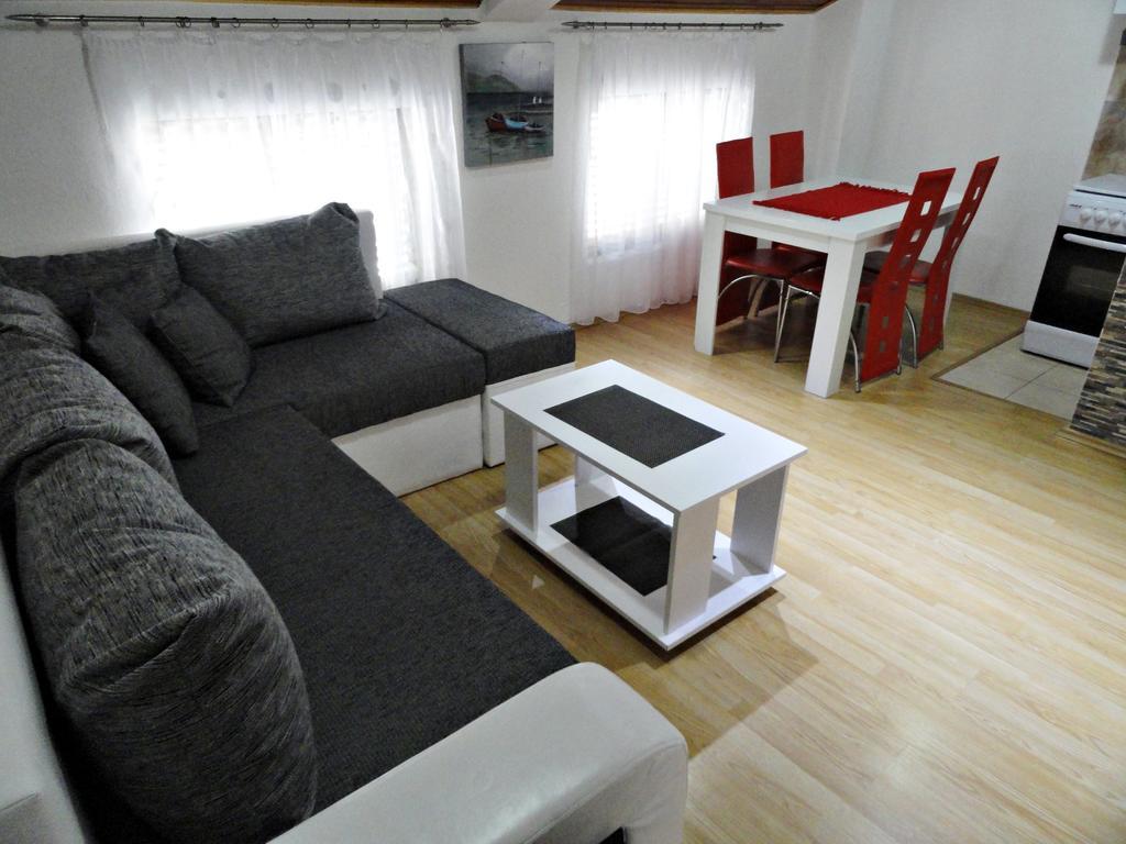 Apartments Pribilovic Budua Camera foto