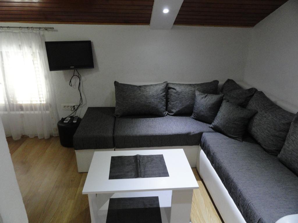 Apartments Pribilovic Budua Camera foto